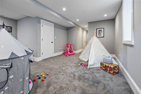 Tiny photo for 2712 W Sunnyside Avenue, Chicago, IL 60625 (MLS # 12584477)