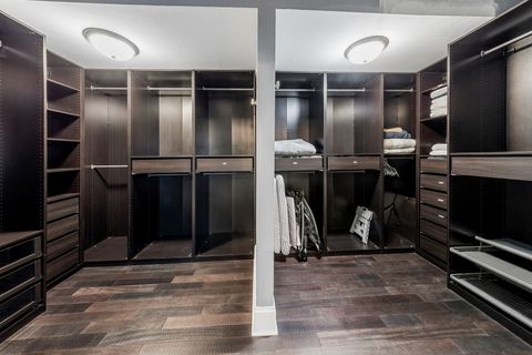 Tiny photo for 2712 W Sunnyside Avenue, Chicago, IL 60625 (MLS # 12584477)