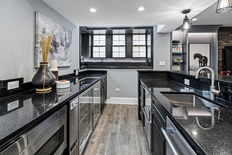 Tiny photo for 2712 W Sunnyside Avenue, Chicago, IL 60625 (MLS # 12584477)