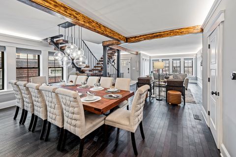 Tiny photo for 2712 W Sunnyside Avenue, Chicago, IL 60625 (MLS # 12584477)