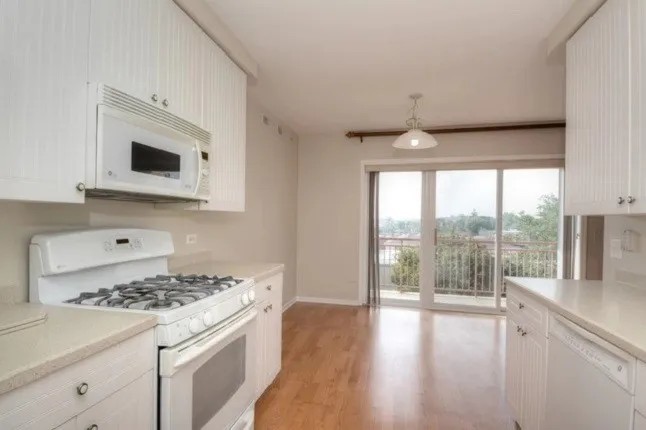1378 Perry Street 510