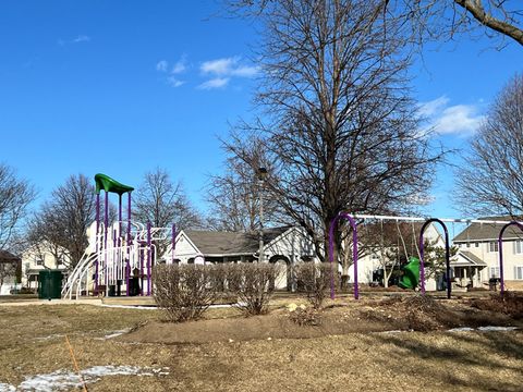 Tiny photo for 142 Mountain Laurel Court, Romeoville, IL 60446 (MLS # 12553352)