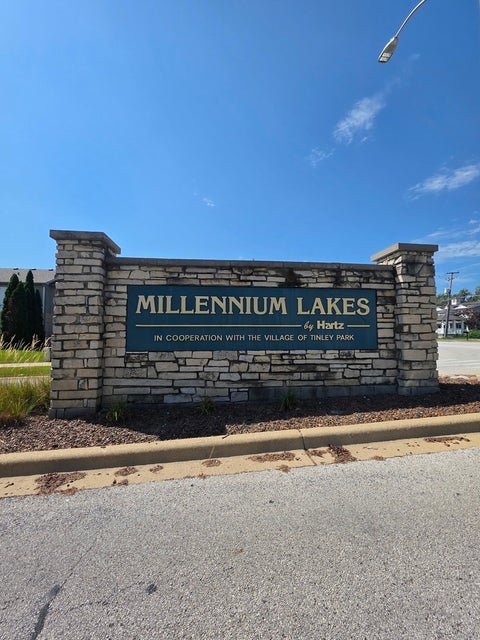 Photo of 18378 Century Court, Tinley Park, IL 60477 (MLS # 12752192)