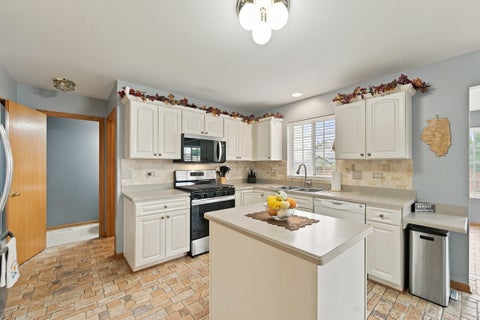 Tiny photo for 354 Settler Road, DeKalb, IL 60115 (MLS # 12765044)