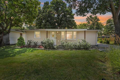 Tiny photo for 901 E Fairview Drive, Tuscola, IL 61953 (MLS # 12709824)