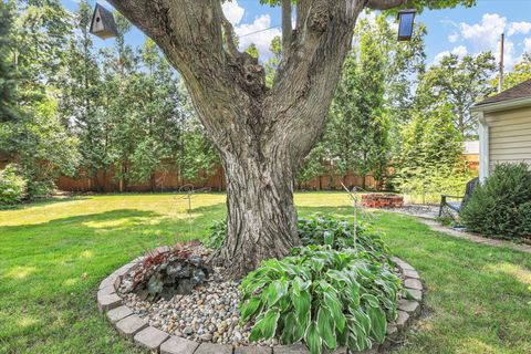 Tiny photo for 901 E Fairview Drive, Tuscola, IL 61953 (MLS # 12709824)