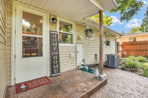 Tiny photo for 901 E Fairview Drive, Tuscola, IL 61953 (MLS # 12709824)