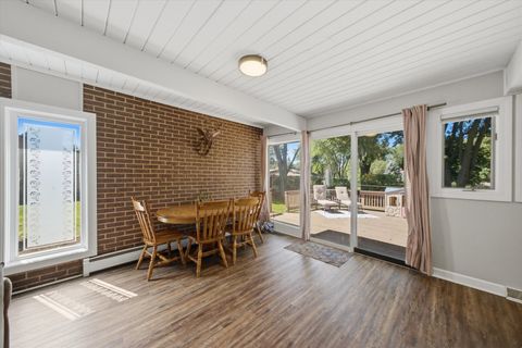 Tiny photo for 22 Plum Court, Sleepy Hollow, IL 60118 (MLS # 12684580)