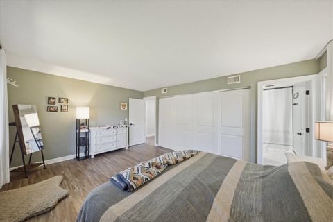 Tiny photo for 22 Plum Court, Sleepy Hollow, IL 60118 (MLS # 12684580)