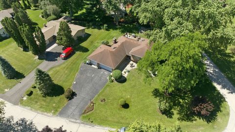 Tiny photo for 22 Plum Court, Sleepy Hollow, IL 60118 (MLS # 12684580)