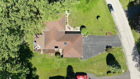 Tiny photo for 22 Plum Court, Sleepy Hollow, IL 60118 (MLS # 12684580)
