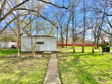 Tiny photo for 306 CALUMET Boulevard, Harvey, IL 60426 (MLS # 12487685)