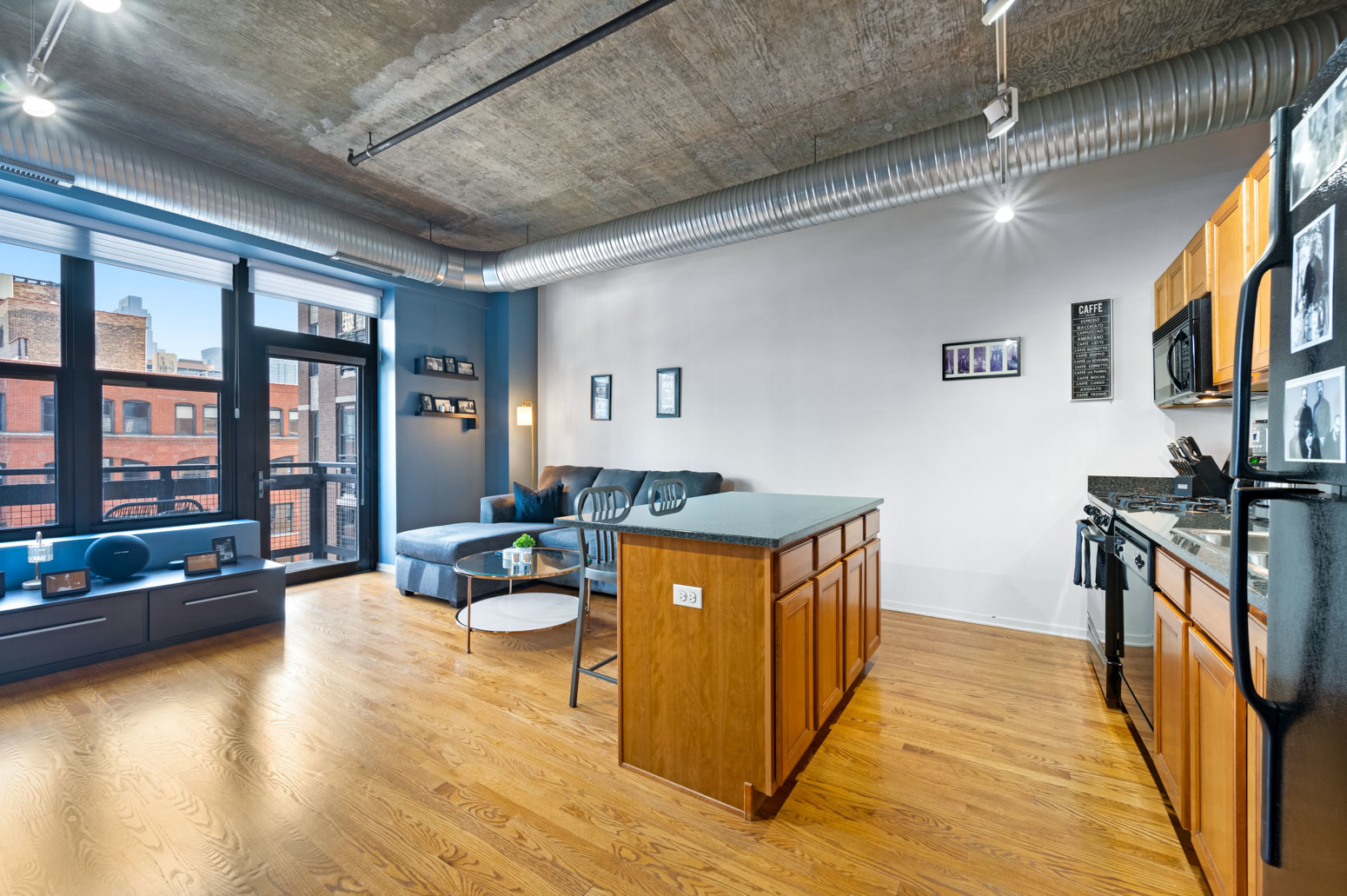 849 N Franklin Street 715