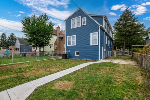 Tiny photo for 3813 N Narragansett Avenue, Chicago, IL 60634 (MLS # 12762620)