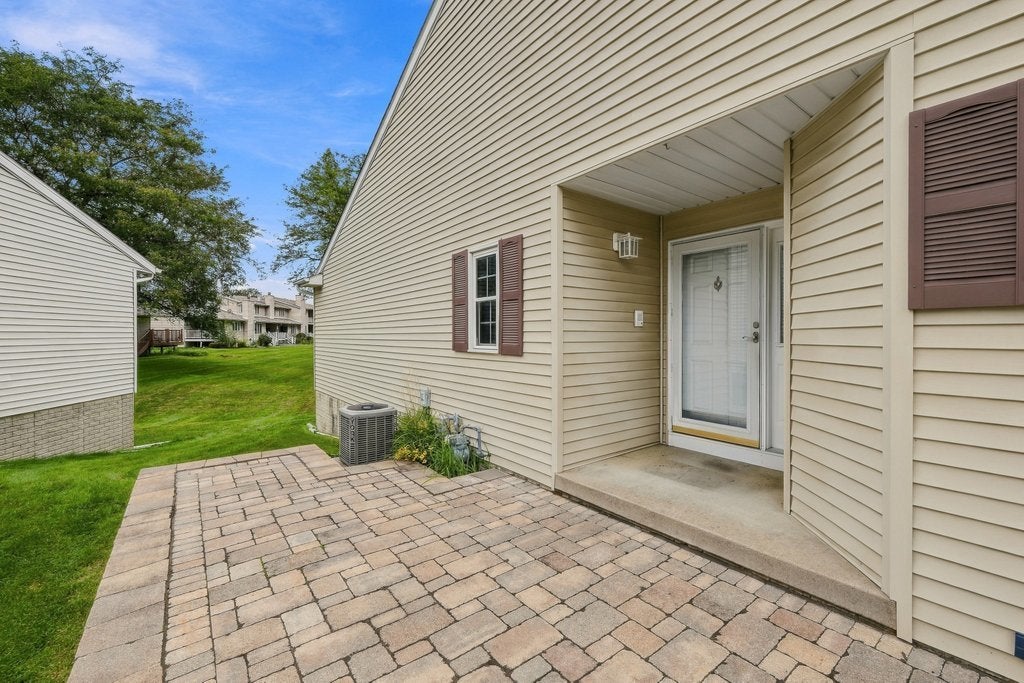 3990 PRAIRIE Lane