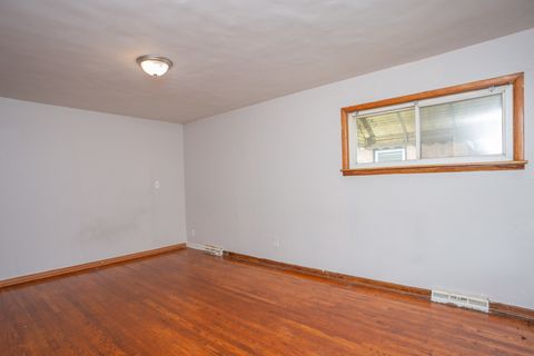 Tiny photo for 15533 Vincennes Road, Phoenix, IL 60426 (MLS # 12415925)