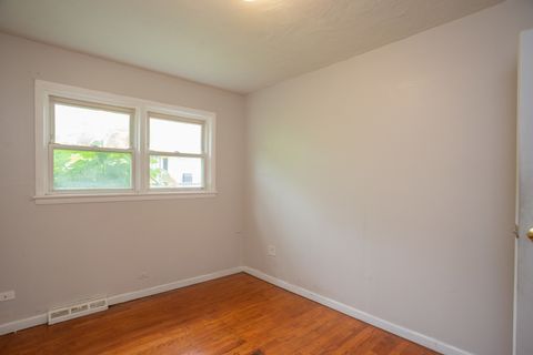 Tiny photo for 15533 Vincennes Road, Phoenix, IL 60426 (MLS # 12415925)