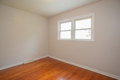 Tiny photo for 15533 Vincennes Road, Phoenix, IL 60426 (MLS # 12415925)