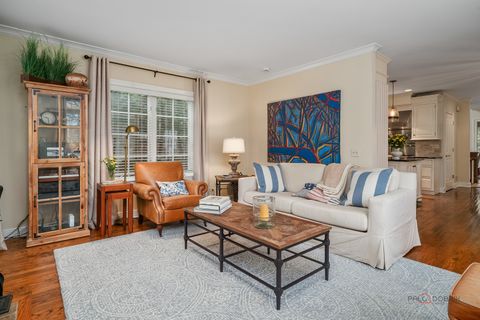 Tiny photo for 249 E Sheridan Place, Lake Bluff, IL 60044 (MLS # 12610644)