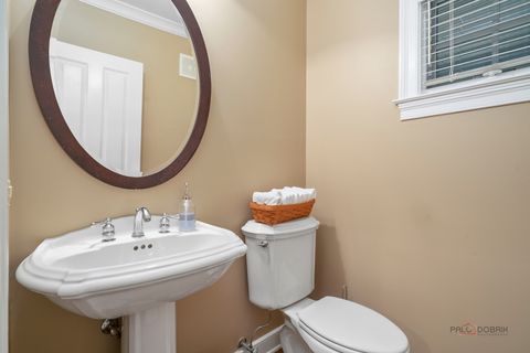 Tiny photo for 249 E Sheridan Place, Lake Bluff, IL 60044 (MLS # 12610644)