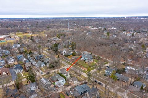 Tiny photo for 249 E Sheridan Place, Lake Bluff, IL 60044 (MLS # 12610644)