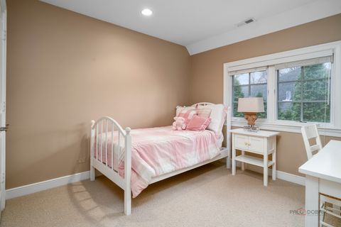 Tiny photo for 249 E Sheridan Place, Lake Bluff, IL 60044 (MLS # 12610644)