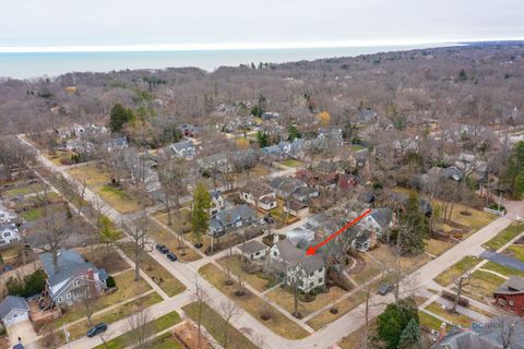 Tiny photo for 249 E Sheridan Place, Lake Bluff, IL 60044 (MLS # 12610644)
