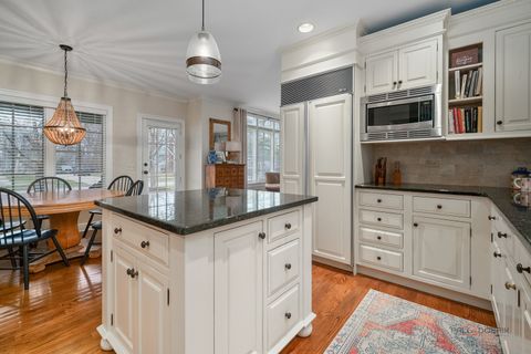 Tiny photo for 249 E Sheridan Place, Lake Bluff, IL 60044 (MLS # 12610644)