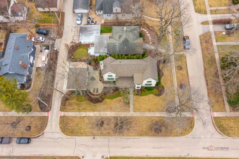 Tiny photo for 249 E Sheridan Place, Lake Bluff, IL 60044 (MLS # 12610644)