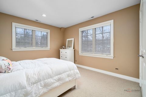 Tiny photo for 249 E Sheridan Place, Lake Bluff, IL 60044 (MLS # 12610644)