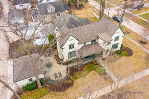 Tiny photo for 249 E Sheridan Place, Lake Bluff, IL 60044 (MLS # 12610644)