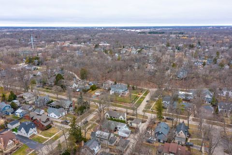 Tiny photo for 249 E Sheridan Place, Lake Bluff, IL 60044 (MLS # 12610644)