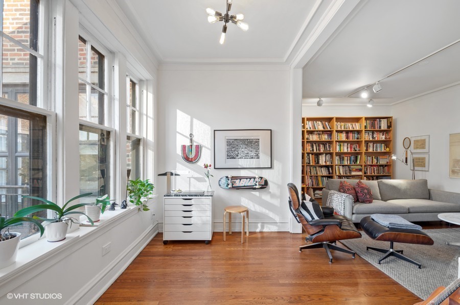 2311 N Commonwealth Avenue 3E