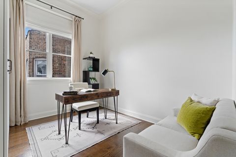 Tiny photo for 2741 N Mildred Avenue #3S, Chicago, IL 60614 (MLS # 12471177)