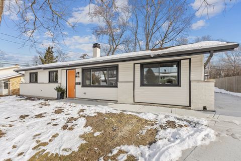 Photo of 1485 Jefferson Road, Hoffman Estates, IL 60169 (MLS # 12543419)