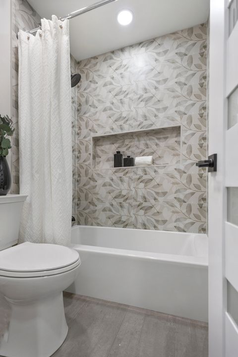 Tiny photo for 1485 Jefferson Road, Hoffman Estates, IL 60169 (MLS # 12543419)