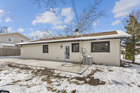 Tiny photo for 1485 Jefferson Road, Hoffman Estates, IL 60169 (MLS # 12543419)