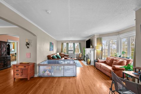 Tiny photo for 2 Breezy Point Road, Clinton, IA 52732 (MLS # 12610532)