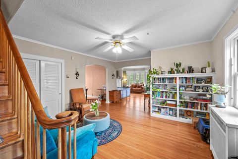 Tiny photo for 2 Breezy Point Road, Clinton, IA 52732 (MLS # 12610532)