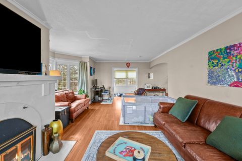 Tiny photo for 2 Breezy Point Road, Clinton, IA 52732 (MLS # 12610532)