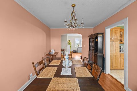 Tiny photo for 2 Breezy Point Road, Clinton, IA 52732 (MLS # 12610532)