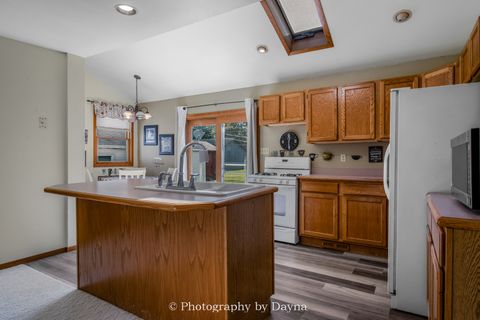 Tiny photo for 274 W Sheffield Street, St. Anne, IL 60964 (MLS # 12504039)