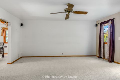 Tiny photo for 274 W Sheffield Street, St. Anne, IL 60964 (MLS # 12504039)