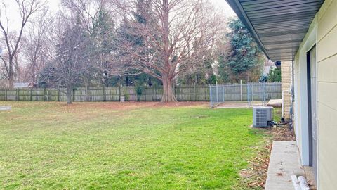 Tiny photo for 20W309 S Frontage Road, Lemont, IL 60439 (MLS # 12591188)