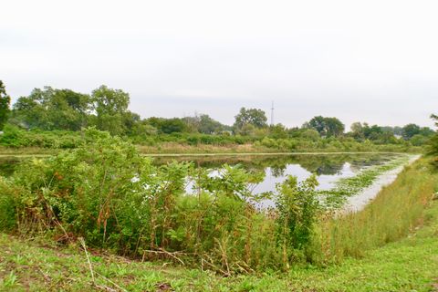Tiny photo for 20W309 S Frontage Road, Lemont, IL 60439 (MLS # 12591188)