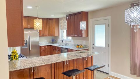 Tiny photo for 20W309 S Frontage Road, Lemont, IL 60439 (MLS # 12591188)