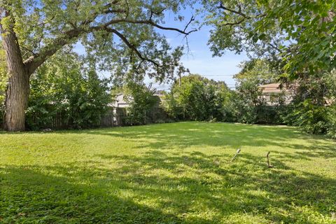Tiny photo for 2520 Dora Street, Franklin Park, IL 60131 (MLS # 12462940)