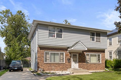 Tiny photo for 2520 Dora Street, Franklin Park, IL 60131 (MLS # 12462940)