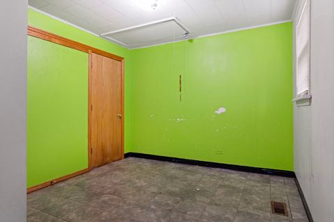 Tiny photo for 2520 Dora Street, Franklin Park, IL 60131 (MLS # 12462940)