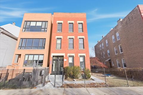 1322 W Ohio Street 3R Chicago IL 60642